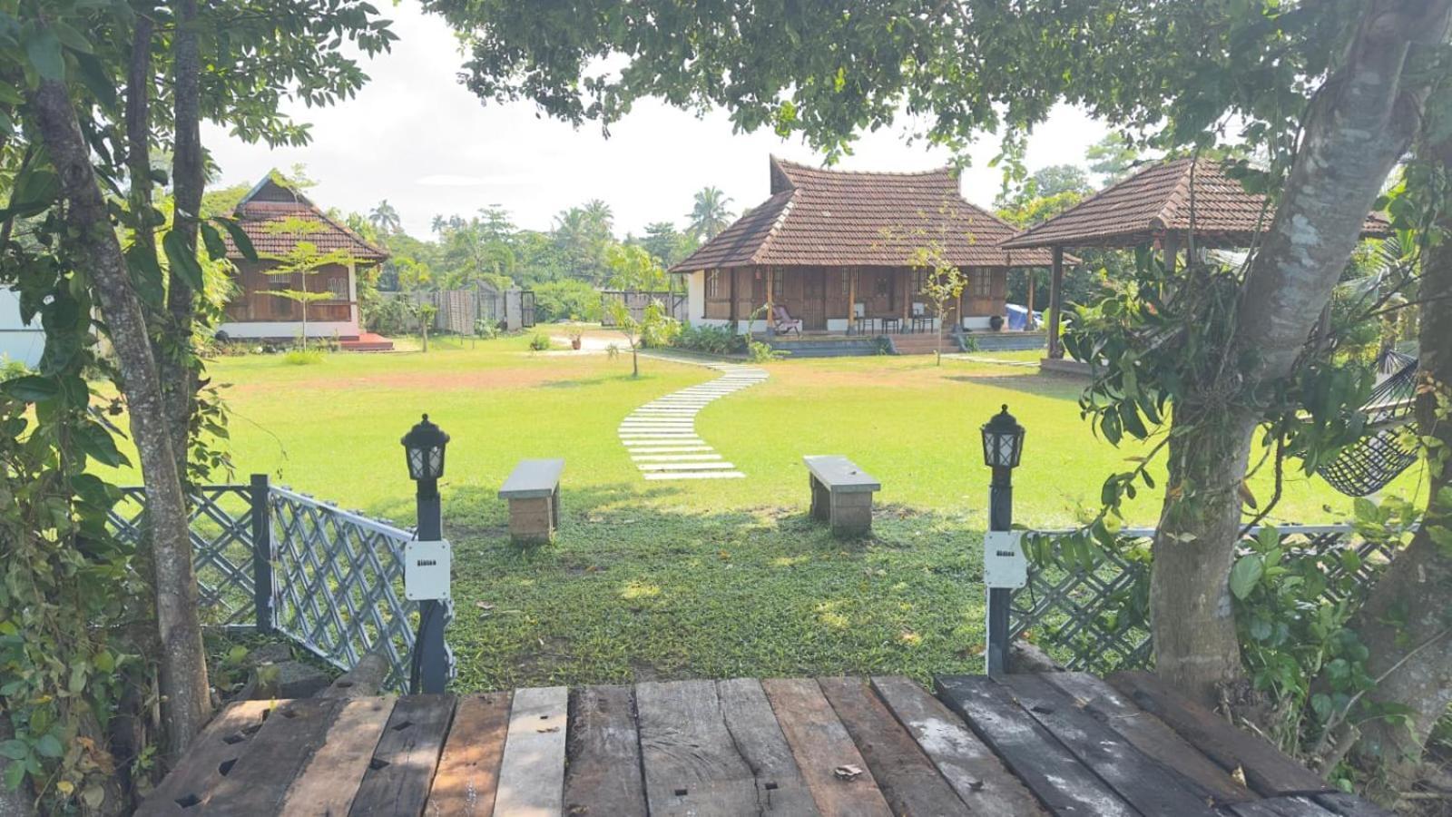 Bed and Breakfast Gypsea Marari Alappuzha Exteriér fotografie